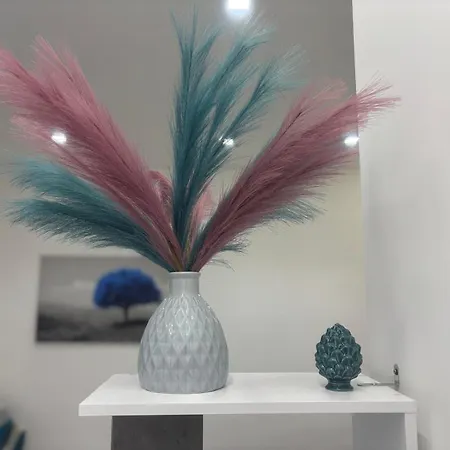 فندق مبيت وإفطار Engi - Leopardi