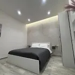 Bed & Breakfast Engi - Leopardi 3*