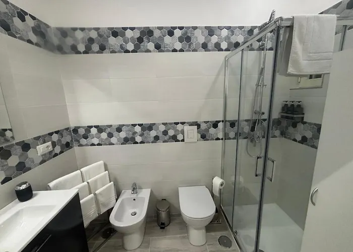 Engi - Leopardi Couette-café 3*