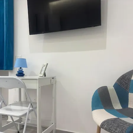 Engi - Leopardi 3* Naples
